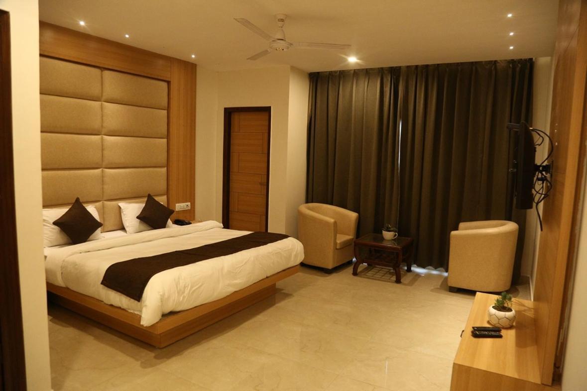 Shining Hills Hotel Mussoorie Luaran gambar